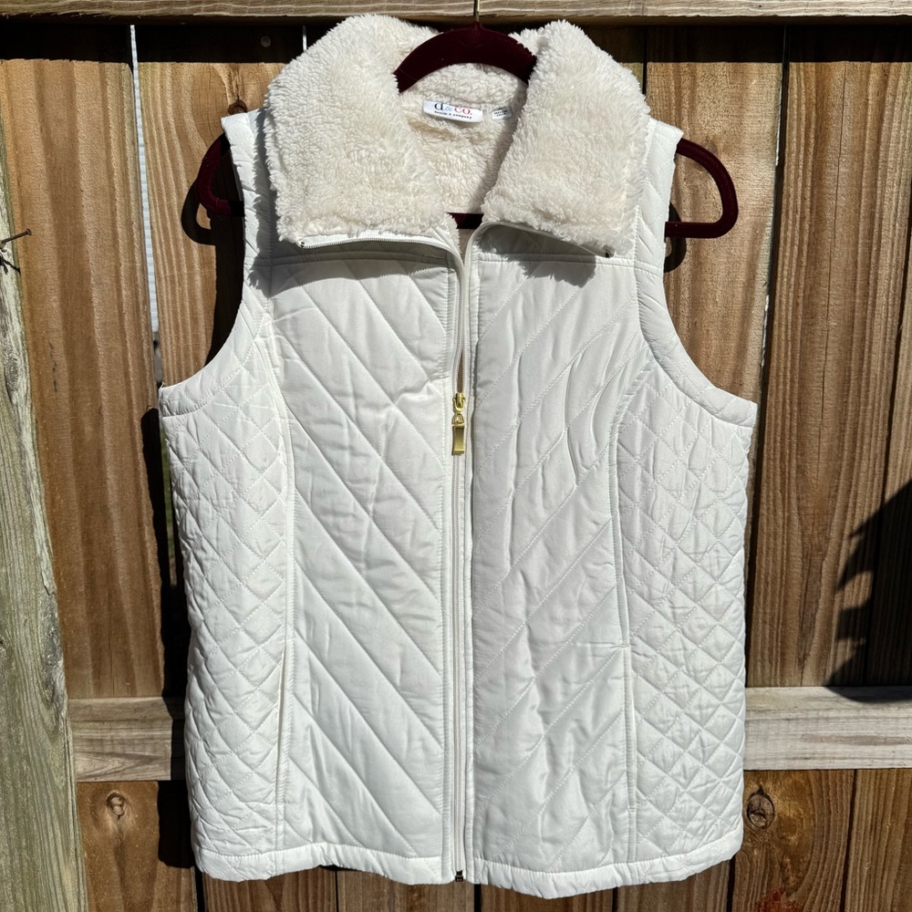 Denim&Co Cream Quilted Vest with Plush Collar